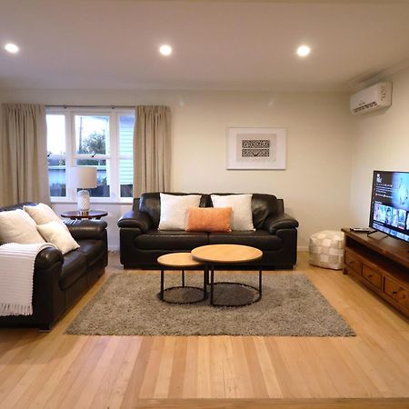 Cozy Family Home 10Min To Airport And Pet Friendly Auckland Exterior foto